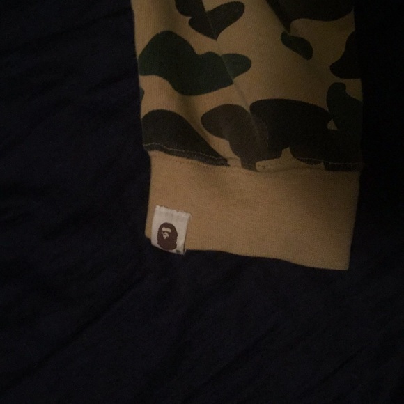 Bape Hoodie - Picture 4 of 6